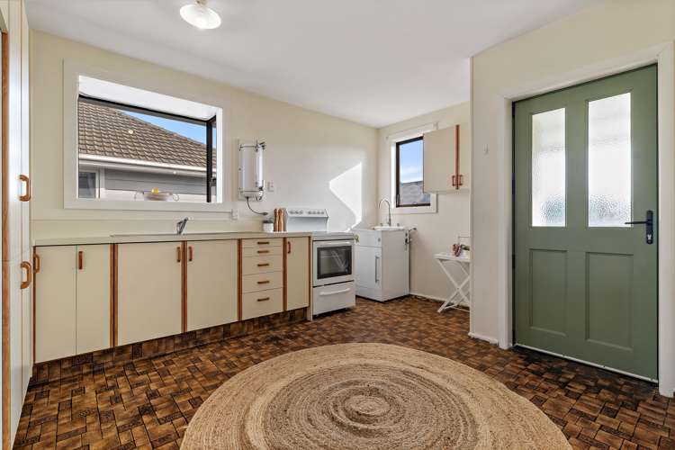 81 Hargood Street Woolston_6