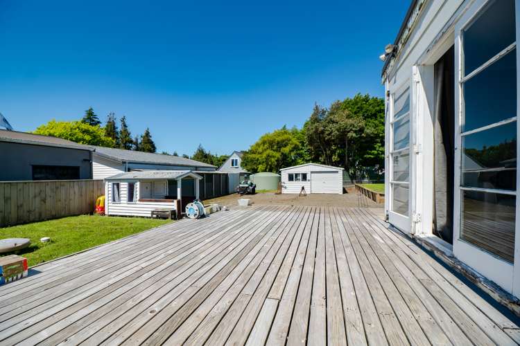 1277 Egmont Road Egmont Village_12