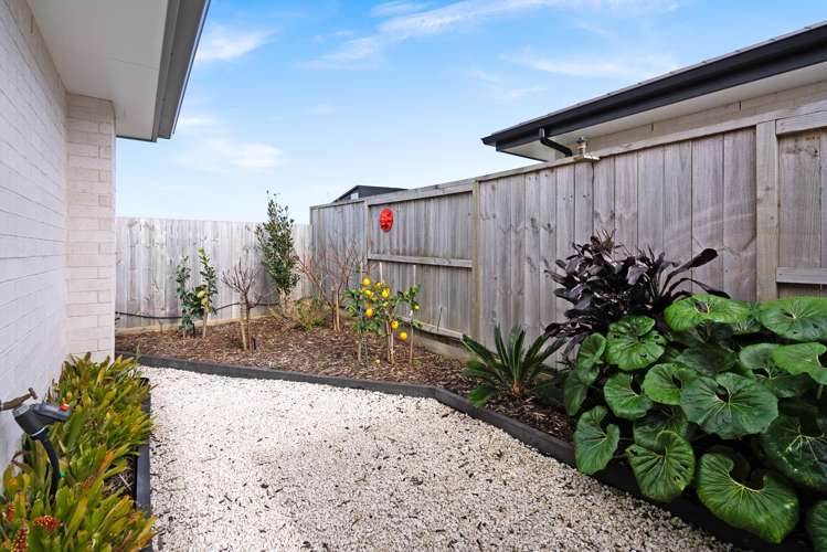 29 Saint Michael Crescent One Tree Point_25