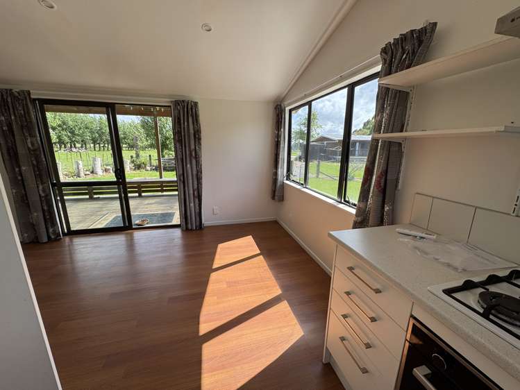 Address withheld Helensville_5