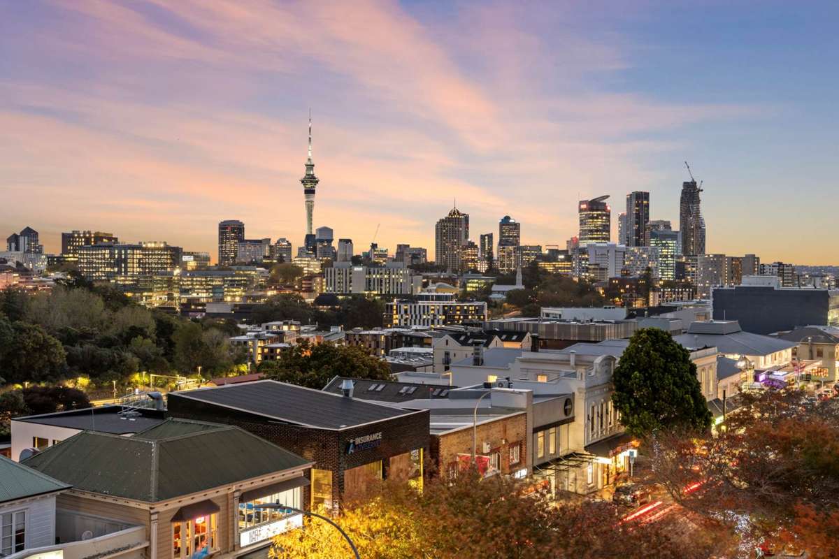 51, 53, 5/258 Parnell Road_0