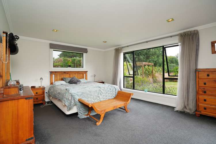 40 Matua Grove Otatara_13