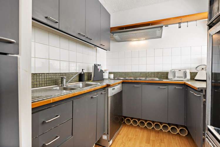 10/67 Sarsfield Street Herne Bay_7