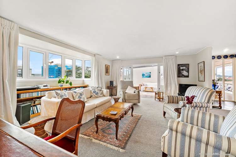 15/32 Hobson Street Thorndon_3