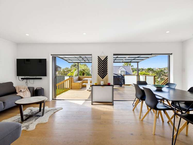 8B Eastwood Rise Browns Bay_6