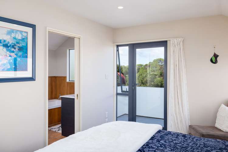 411 Marine Parade South New Brighton_11