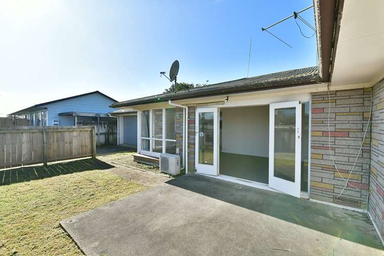 11a Springs Road Parakai_11