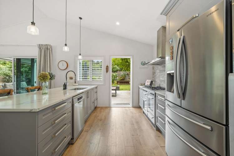 70 Chesham Avenue Waipahihi_4