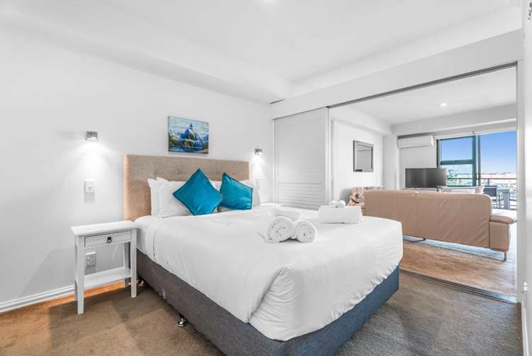 24/137 Quay St - 4 Weeks Free Rent! 10015_5