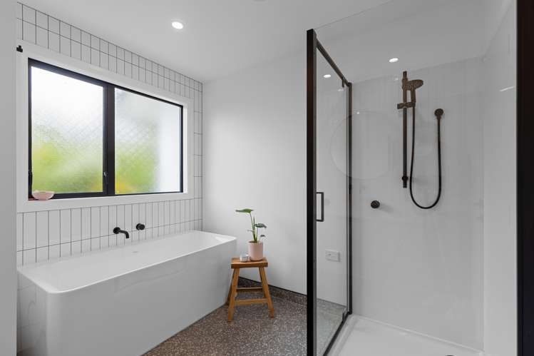 43 Coutts Way Fitzherbert_19