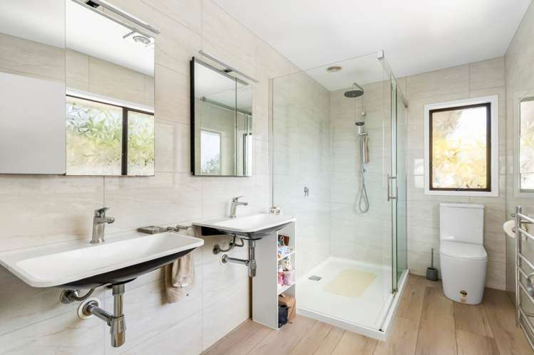 11 Penguin Drive Murrays Bay_19