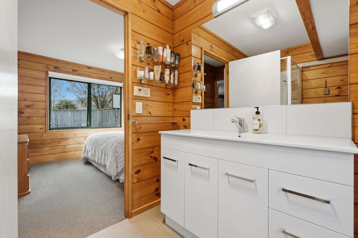 18B Brown Road_4