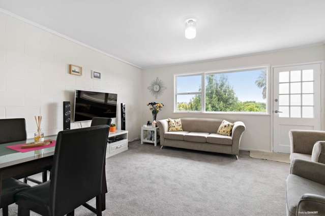 6/2 Ewenson Avenue One Tree Hill_1