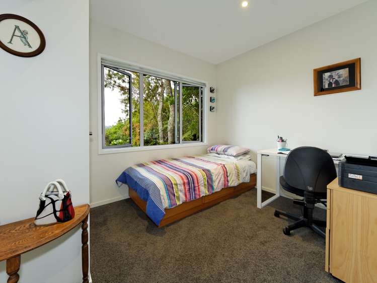 28 Opou Road Titirangi_15