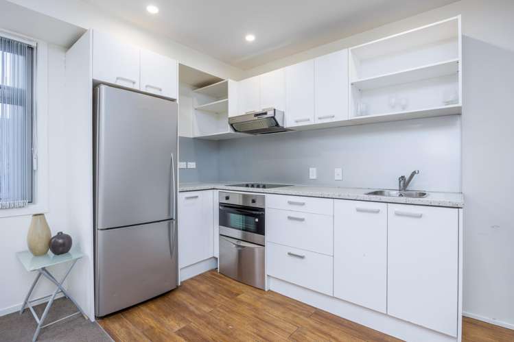 4C/135 Victoria Street West_2