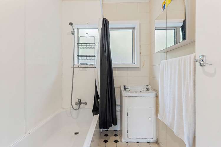 2 Konini Road Titirangi_11