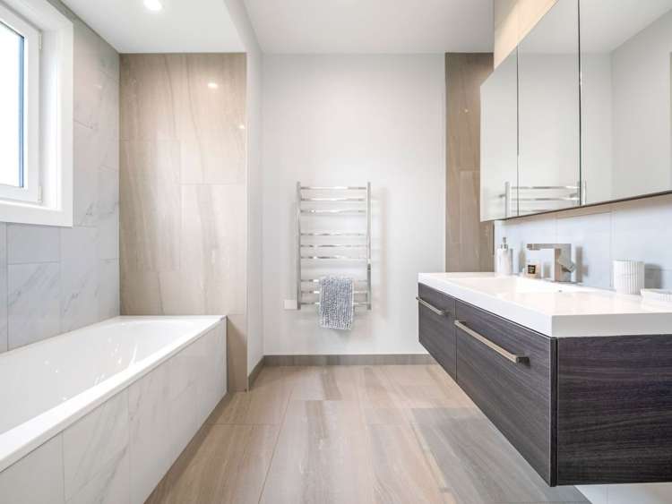 1 Moemoea Place 11373_22