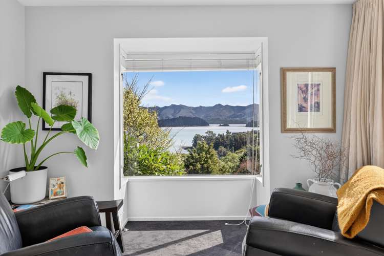 308 Marine Drive Charteris Bay_14