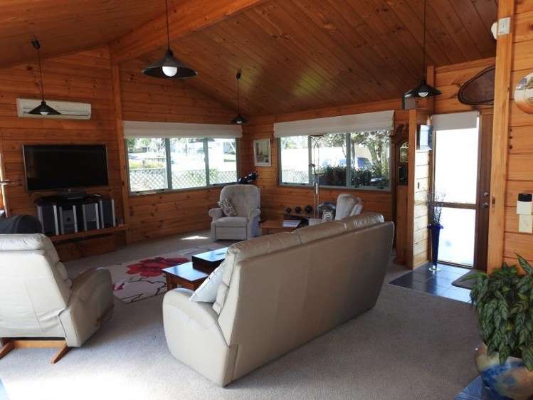 18 Conqueror Rise Pauanui_11