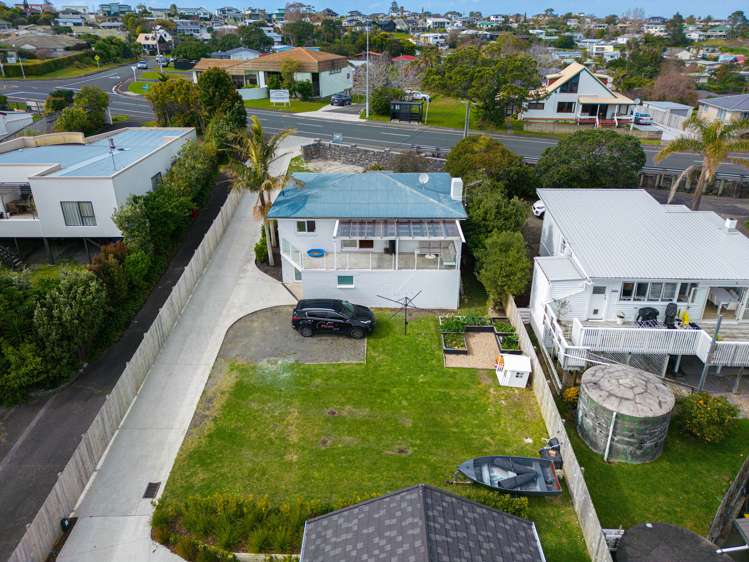 954 Whangaparaoa Road Manly_14