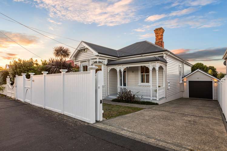 16 Calliope Road Devonport_19