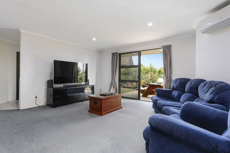 2/44 Claude Road Hillpark_6