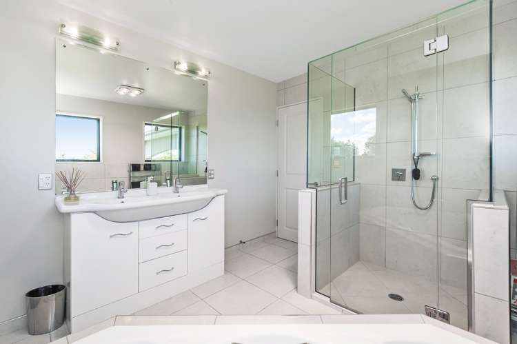 378 Priors Road Fernside_23