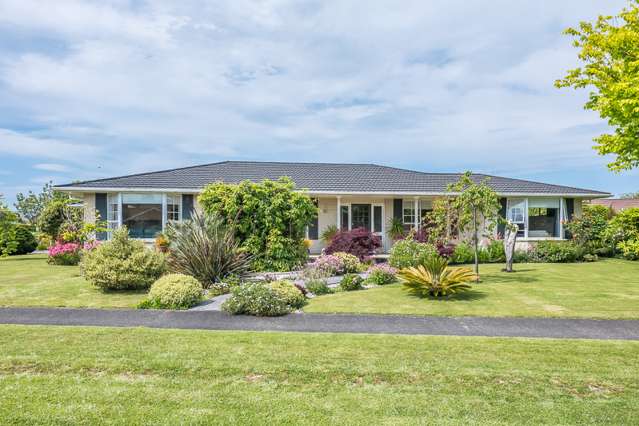 22 Awanui Drive Waikanae_1