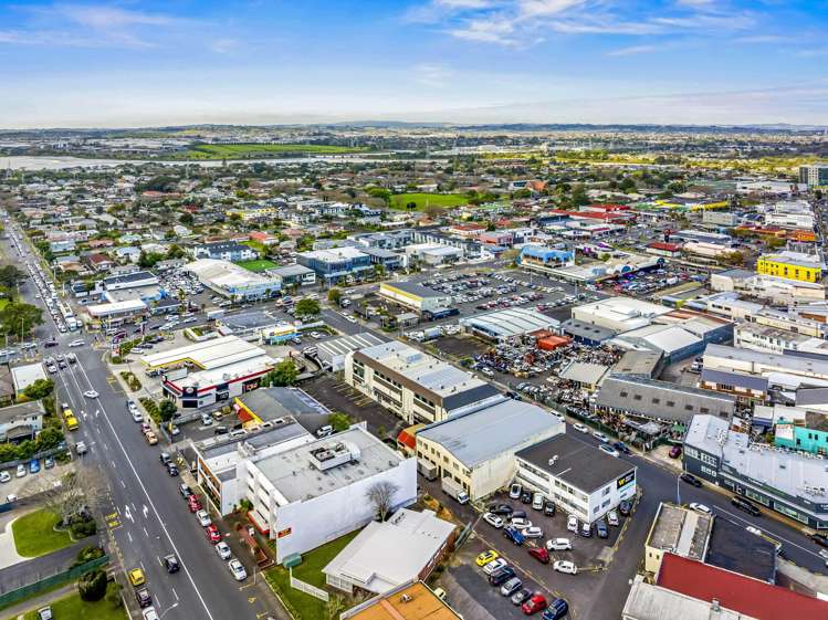 12-16 Gordon Road Otahuhu_16