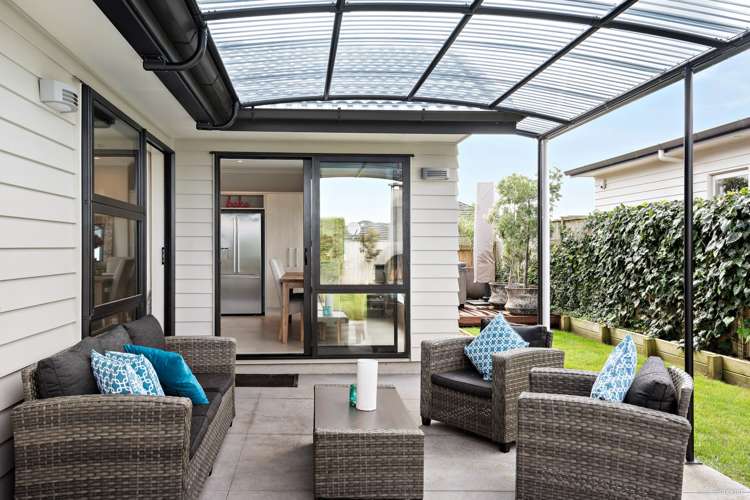 3 Andalusian Way Karaka_21