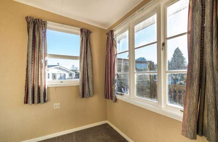 2/160 Spa Road Taupo_7