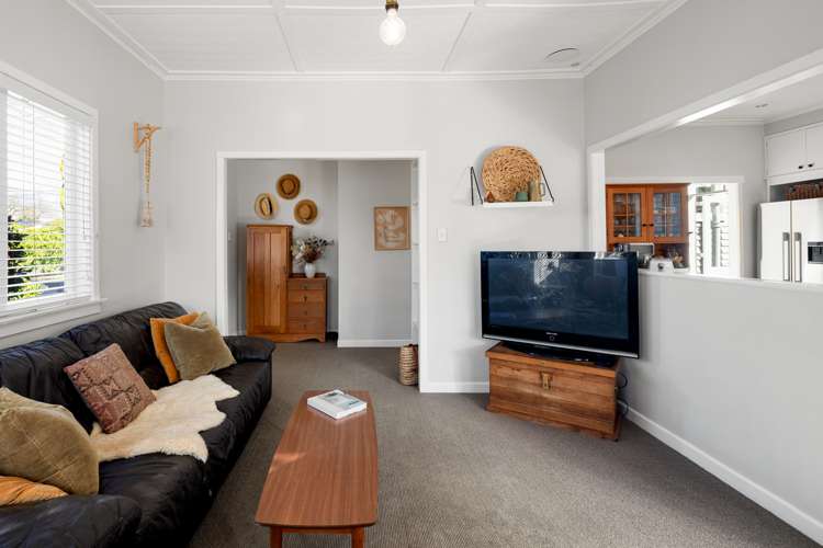 14 Windsor Road Maeroa_7