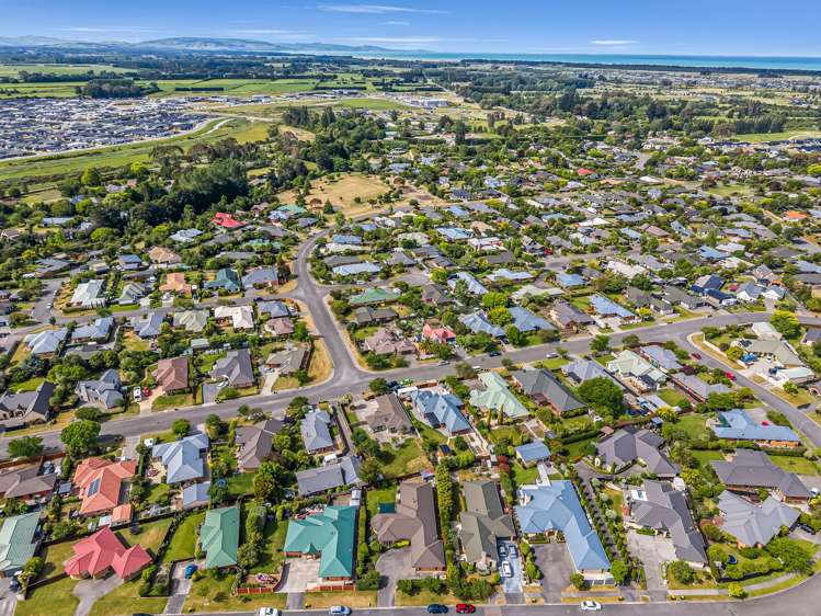 13 Paget Drive Woodend_18