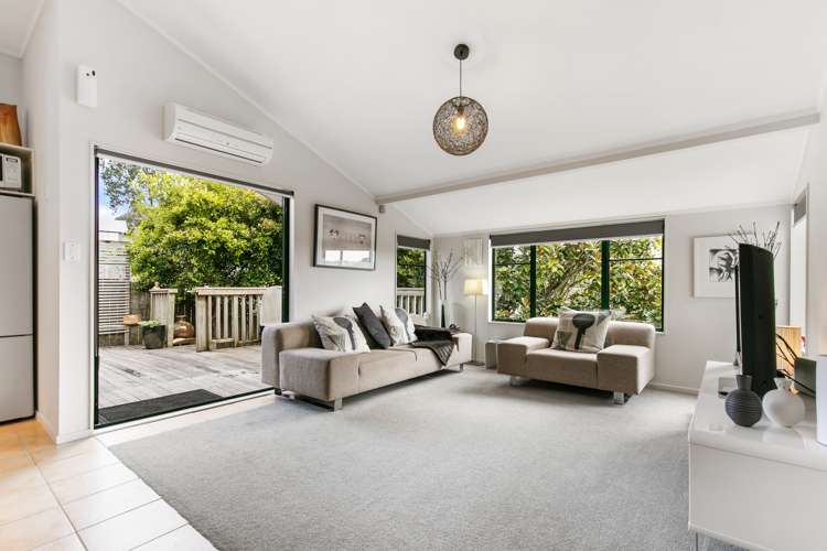 3/16 Woodside Avenue Northcote_4