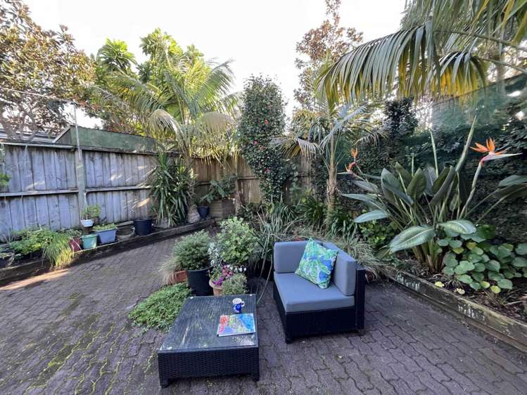 9 Vauxhall Road Devonport_11