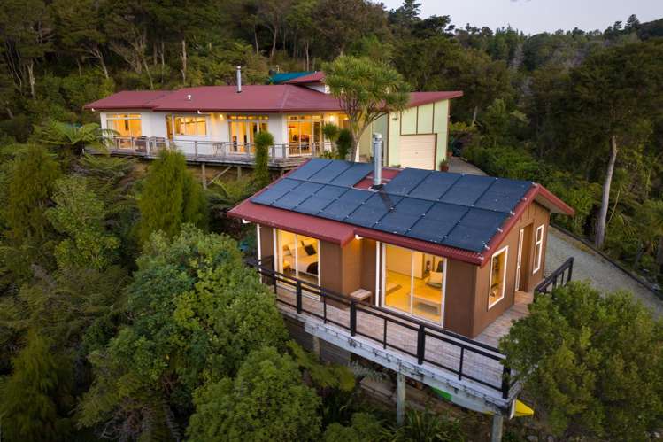 19 Saint Omer Road Kenepuru Sound_41