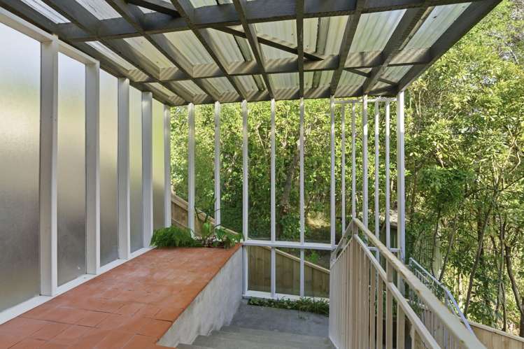 39 Te Awakura Terrace Mount Pleasant_30