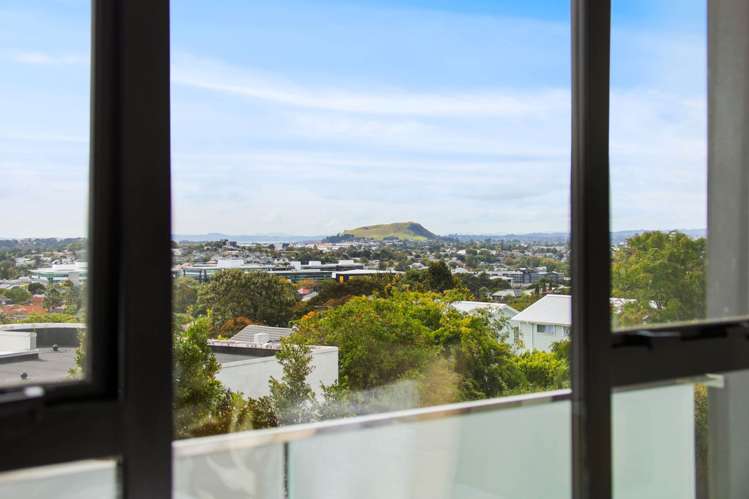 1/2 St Oswalds Road Greenlane_35