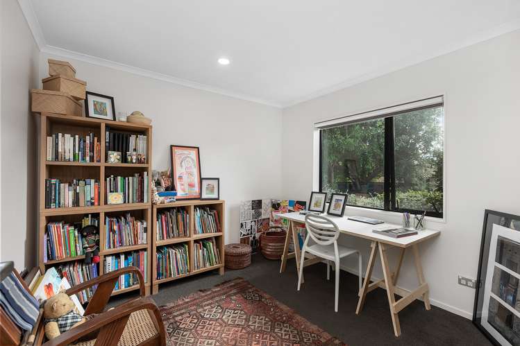 37 Alpers Ridge Leamington_18