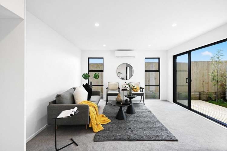 7 Elegant Lane Ranui_7