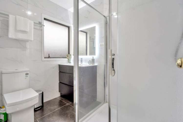 18 James Walter Place Mount Wellington_9