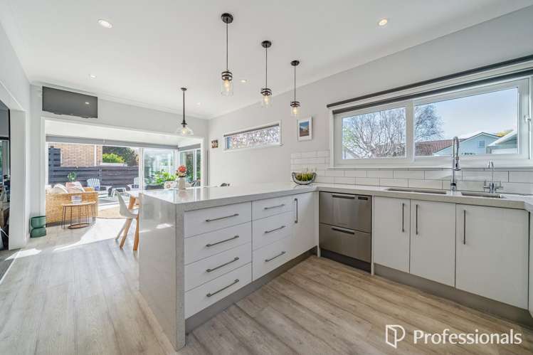 32 Orr Crescent Lower Hutt Central_12