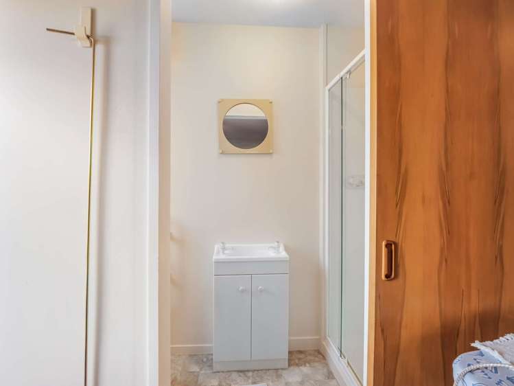 761 Main North Road Belfast_25