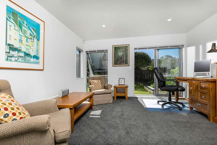 2/30 Bevyn Street Castor Bay_52