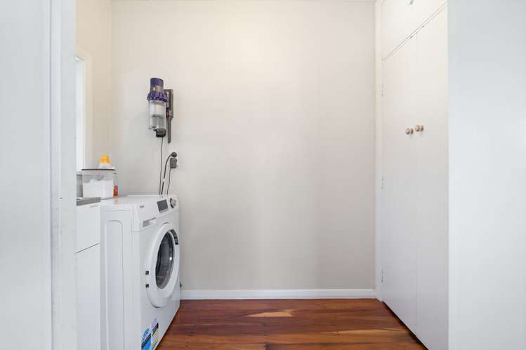 33 Long Melford Road Awapuni_21