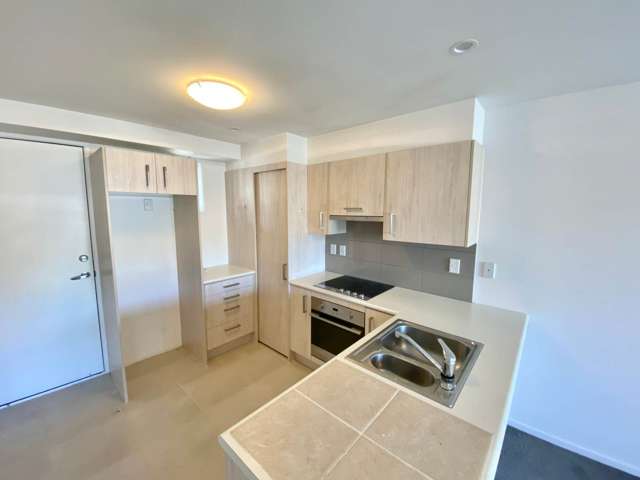 108/17 Link Crescent Stanmore Bay_1