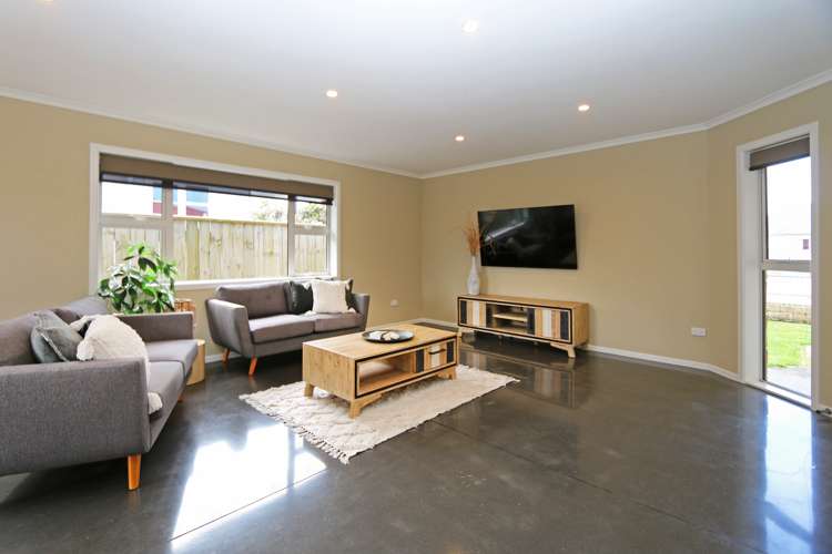 32 Ihaia Road Opunake_11