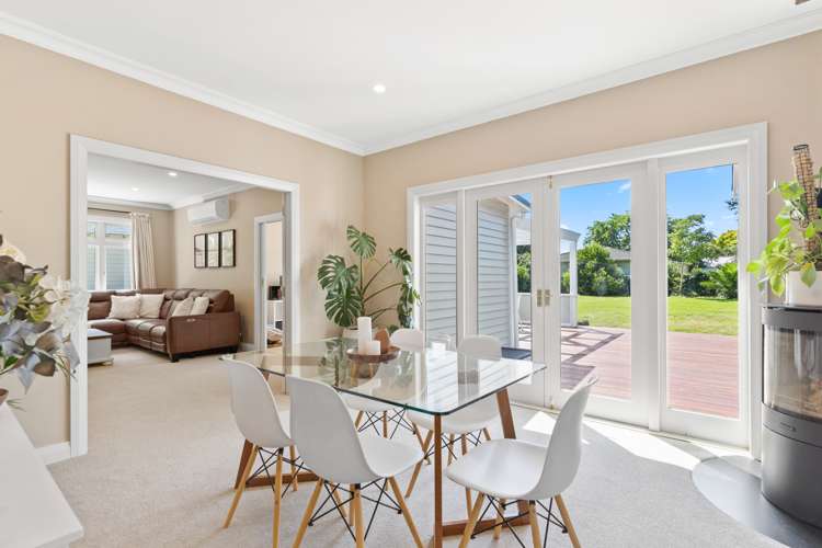 53 Park Road Carterton_2