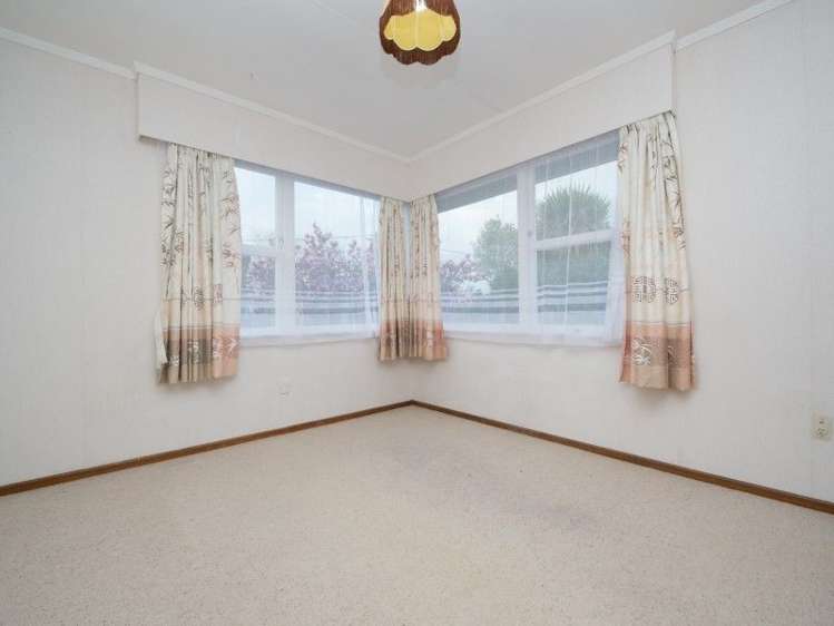 19 Forth Crescent Glenview_7