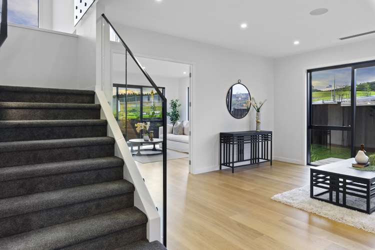 8 Kikorangi Drive Wainui_11